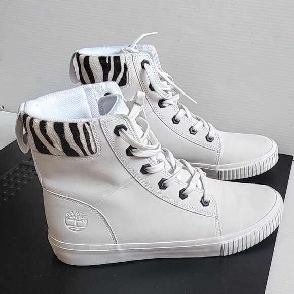 Timberland Women's Skyla Bay 6 Inch White Nubuck Leather Sneaker Boots Size 7.5 - Picture 1 of 12
